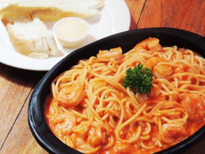 ESPAGUETTIS CON CAMAR�N 