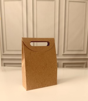 CARTERA 13X15,5X5 CM (M) KRAFT (B2-P1-E11-A2-B) PROMOCION